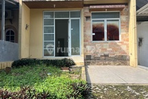 Rumah Disewakan Dicluster R21 Dekat Pasar Ahpong Sentul City.