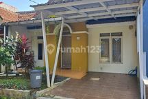 Rumah Disewakan Bulanan Furnished Siap Huni