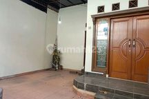Rumah Rawamangun Strategis Siap Huni SHM