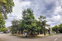 Jual Rumah 2 Lantai Bagus Strategis di Hook Komplek Taman Berdikari . Dekat Jalan Utama Rawamangun