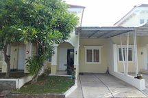 Rumah Lelang Bri, Talun, Cirebon