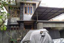 Rumah Lelang Bri, Denpasar Barat, Denpasar