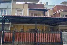 Rumah Lelang Bri, Medan Johor, Medan