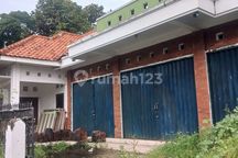 Urgent Rumah Shm Dgn 5 Ruko* Pinggir Jln Dkt Jl Magelang