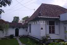 Buruan Rumah SHM Asli Kolonial/Heritage di Kota Baru Yogyakarta