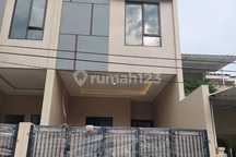 Rumah Baru Harga Jual Bagus Row Jalan 2 Mobil Lega