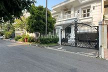Dijual Cepat Rumah Pondok Indah Luxurious Modern Classic, Premium Area, Siap Huni