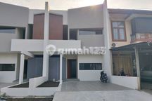 Nego Banyak Rumah 2 Lantai Minimalis Modern Dekat Batununggal