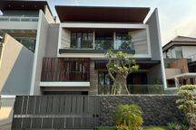 Rumah Mewah High Spec 2 Lantai Citraland Utama Surabaya Barat