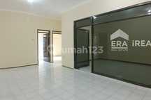 Sewa Rumah Dekat Pakuwon Mall Solo