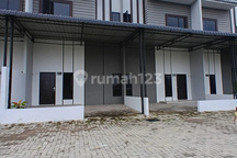 Hunia 2 Lantai Dalam Komplek Hanya 568Jt Johor