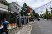 Disewakan Rumah Daerah Sayap Supratman