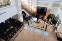 Rumah Siap Huni Ada Kolam Renang di Kemang Jakarta Selatan SHM