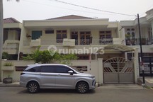 Dijual Rumah 2 Lantai di Jl. Pluit Karang Sari, Pluit