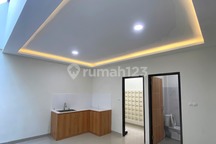 Rumah 2 Lantai Asri Dekat Kampus Di Griya Cihanjuang Siap Huni