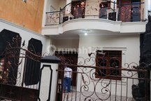 Rumah Desain Klasik Daerah Telukan Sukoharjo