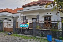 Cluster One Gate Dekat Luwes Gentan Sukoharjo