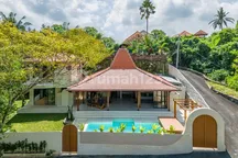 Villa Dengan Nuanasa Joglo Tropikal Di Ubud Bpf1622