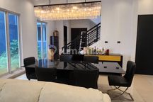 Dijual Rumah Mewah San Lorenzo Gading Serpong SHM