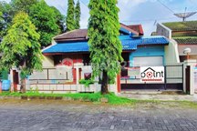 Rumah Second Bagus Dekat The Park Mall Solo Baru