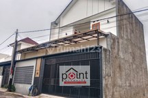 Rumah Bagus 2 Lantai Ke Kampus Ums Di Surakarta