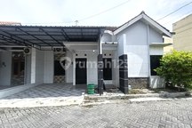 Rumah Semi Furnish di Cluster Dekat Rasamadu Heritage