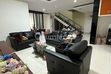 Di Jual Rumah di Rajawali Selatan Dekat Prj Kemayoran Pademangan, Pagar Otomatis