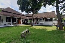 Rumah Dekat Islamic Center Hubbul Wathan Kota Mataram
