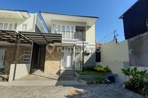 Rumah Dua Lantai Dipusat Bisnis Kota Mataram Full Furnished
