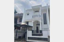 Rumah Permata Buana 2 Lantai, Siap Huni, Bebas Banjir, SHM