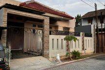 Rumah Siap Pakai di Permata Putih Kompleks Hasanudin