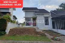 Rumah Murah di BSB Village, Mijen. Ada Taman Depan