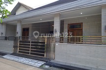 Rumah Mewah Bukitsari Full Furnished Dekat Undip Tembalang
