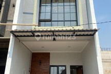 Rumah Dijual Di Cagar Alam Depok Lokasi 5 Menit Dari Stasiun Krl