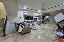 Dijual Rumah Pik 1 10X25 2,5 Lantai Dekat Sekolah Tzu Chi Pik