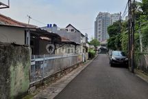 Rumah Tua Hitung Tanah di Cilandak Cipete Dekat Stasiun MRT