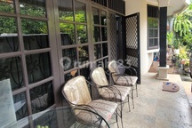 Rumah 2 Lantai Dekat Stasiun KRL dan LRT Tebet