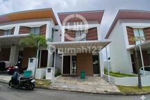 Disewakan Rumah di Central Hill Cluster Hill View 2 Lantai di Batam Centre