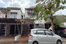 Disewa Rumah Siap Huni di Royal Grande