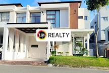 Rumah Hook Furnished 2 Lantai Di Grand Orchid