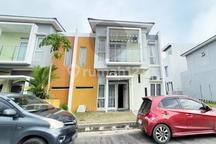 Disewakan Rumah Glory View 2 Lantai di Batam Centre