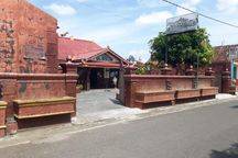 Rumah Hook,mewah Etnik Jawa,strategis Di Kraton,yogyakarta