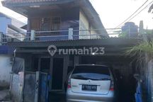 Rumah, 2 Lantai, SHM, di Jagakarsa,
