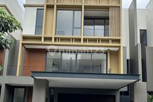 Enchante Rumah Mewah di Pusat Kota Bsd Lokasi Akses Mudah