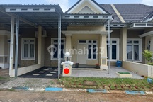 Rumah, 1 Lantai, SHM, di Plamongan,