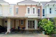 Rumah Carport Luas 6 Kamar Tidur 15 Menit ke Tangcity Mall Harga Nego J24825