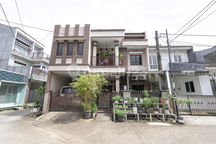 Rumah 6 Kamar Tidur Hadap Timur 15 Mnt ke Mal Pondok Gede Siap KPR J-40994