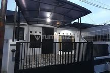 Rumah Strategis SHM Dibantu KPR 10 Mnt ke Scientia Square Park J34580