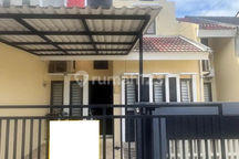 Rumah 5 Kamar Tidur 15 Menit ke The Breeze Bsd City Siap KPR J-39746