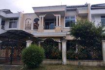 Rumah Old Money, Lingkungan Tenang Dan Bebas Banjir.